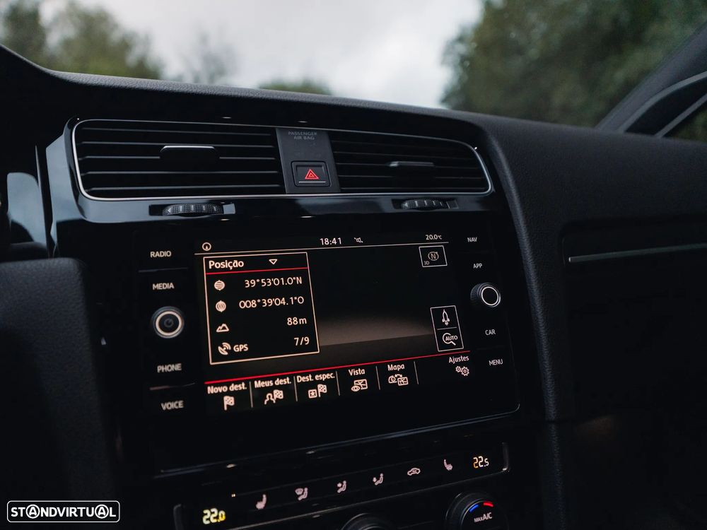 VW Golf GTI (BlueMotion ) DSG - 26