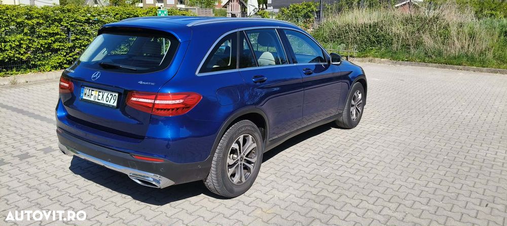 Mercedes-Benz GLC 220 d 4MATIC 9G-TRONIC - 8