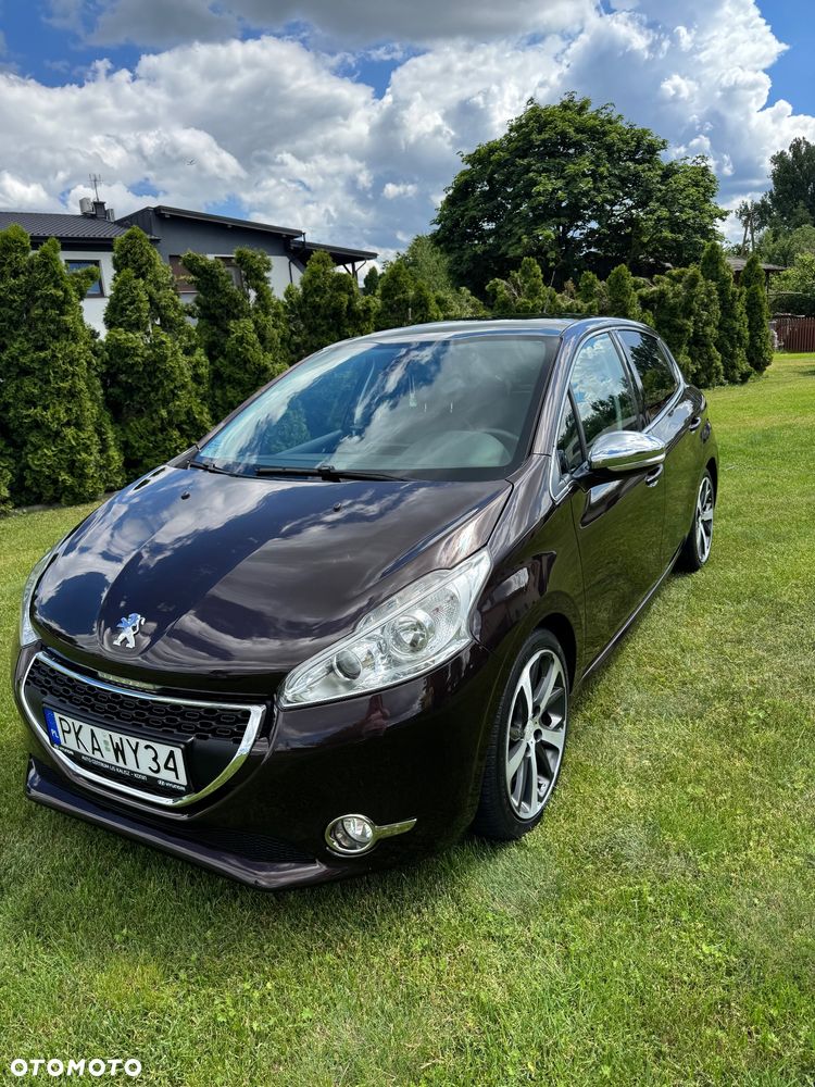 Peugeot 208 1.6 e-HDi Allure STT - 1