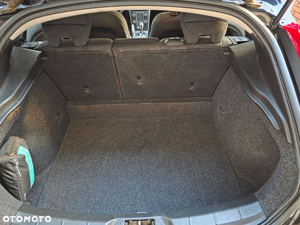 Volvo V40 - 28