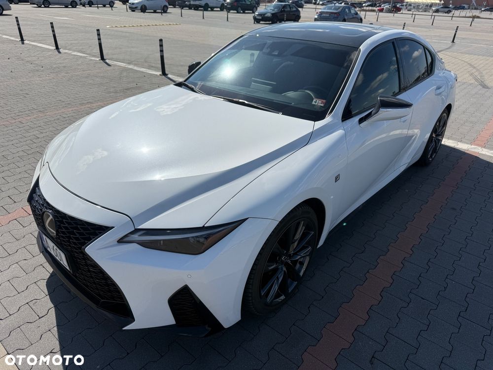 Lexus IS - 21