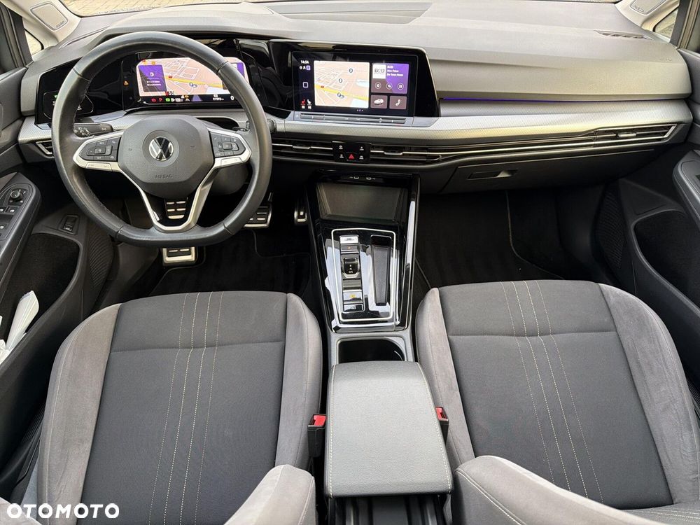 Volkswagen Golf - 20