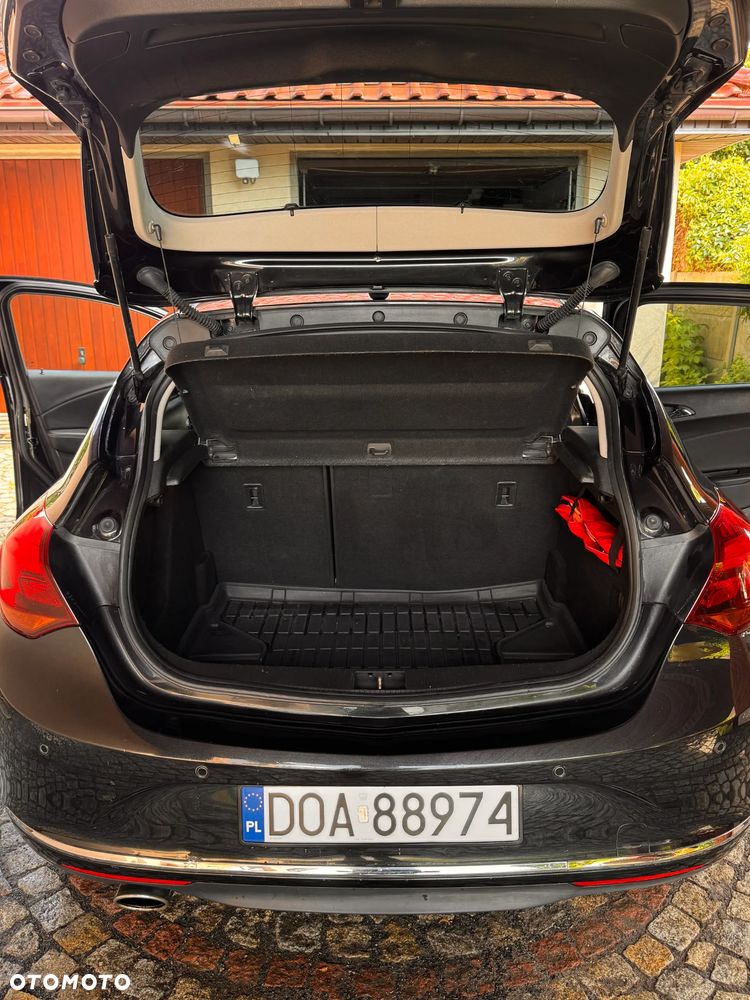 Opel Astra 1.4 Turbo - 10