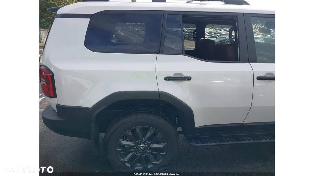 Toyota Land Cruiser - 8