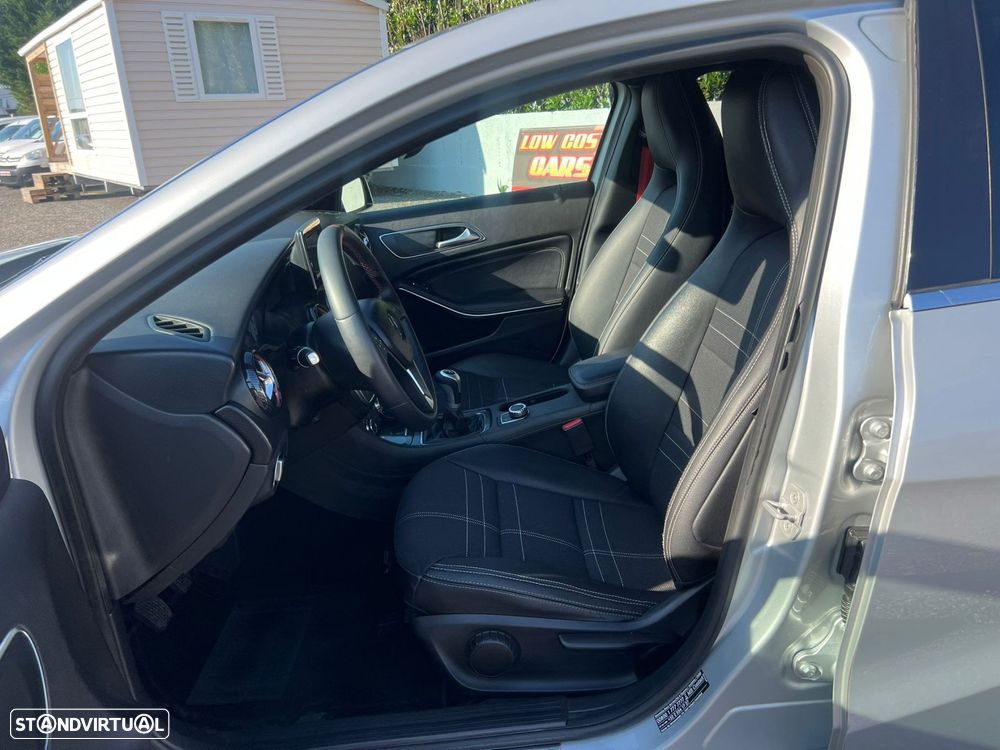 Mercedes-Benz A 180 d AMG Line - 6