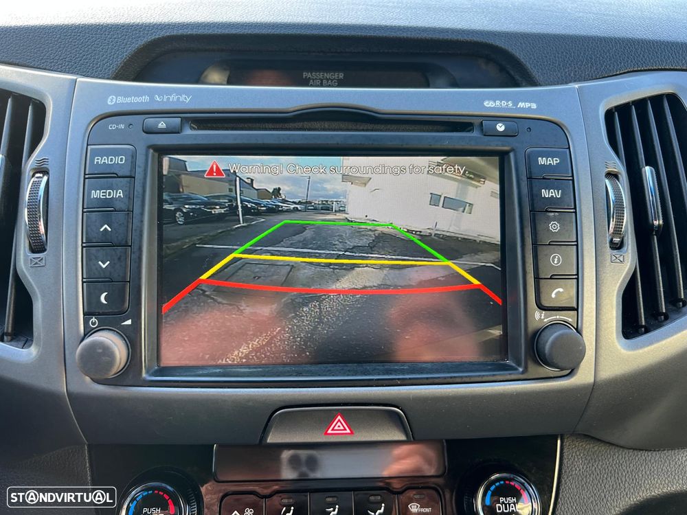 Kia Sportage 1.7 CRDI ISG TX Navi - 9