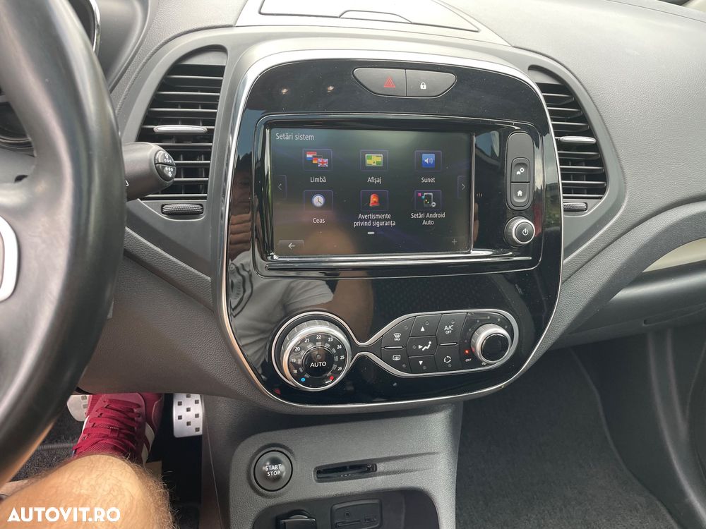 Renault Captur - 31