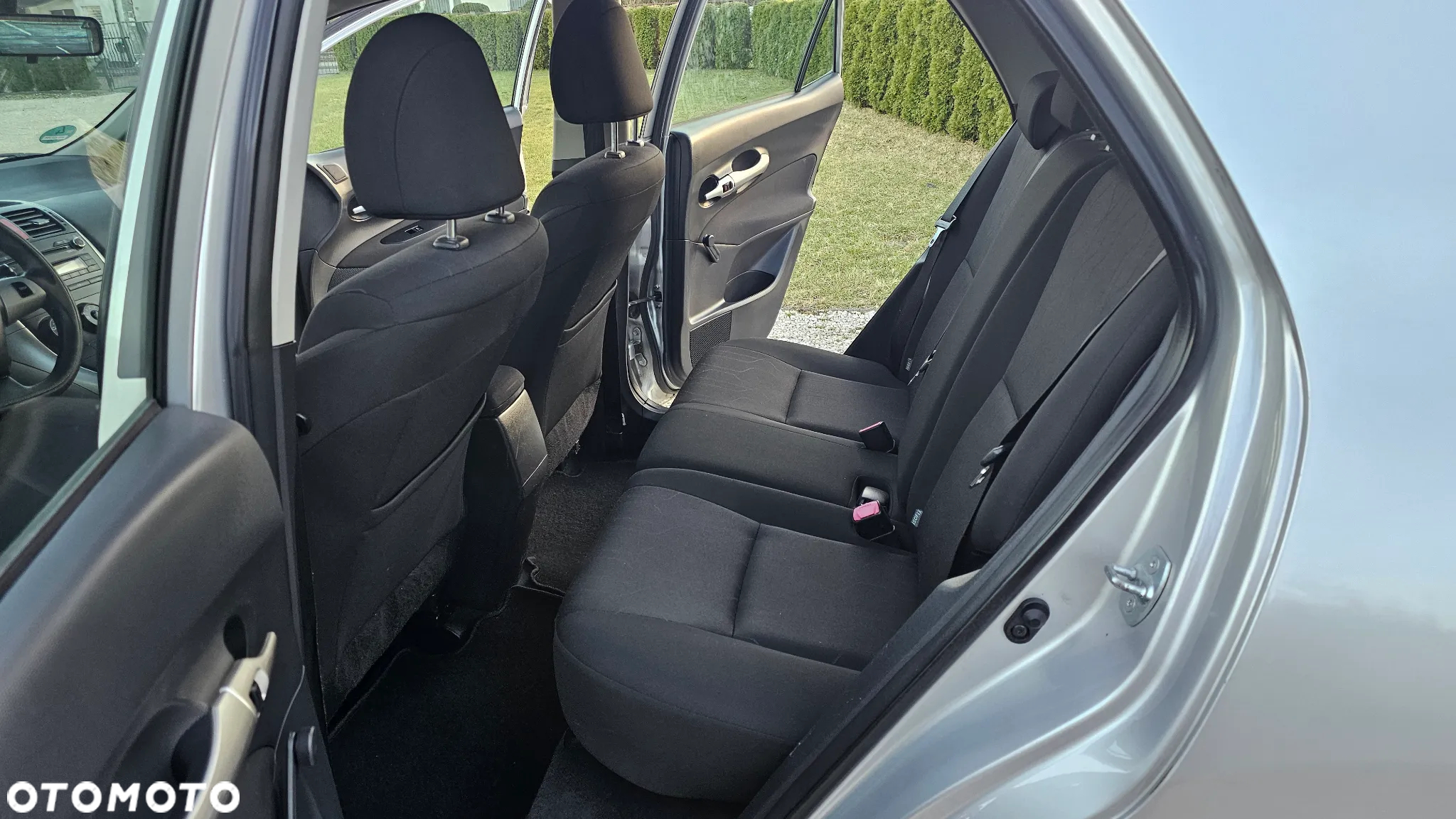 Toyota Auris 1.33 Dual-VVT-i Edition - 8