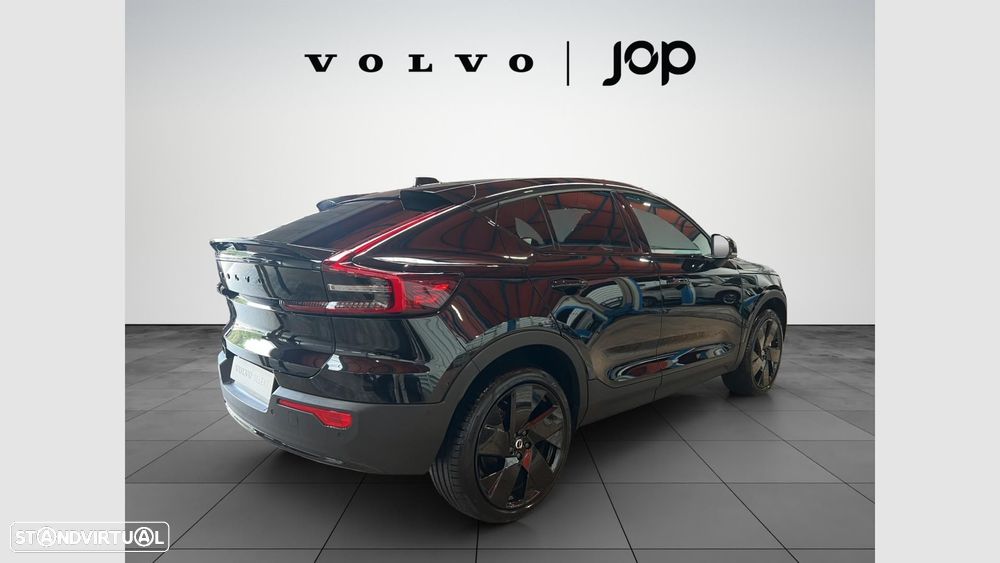 Volvo EC40 82 kWh Twin Motor Performance Black Edition - 5