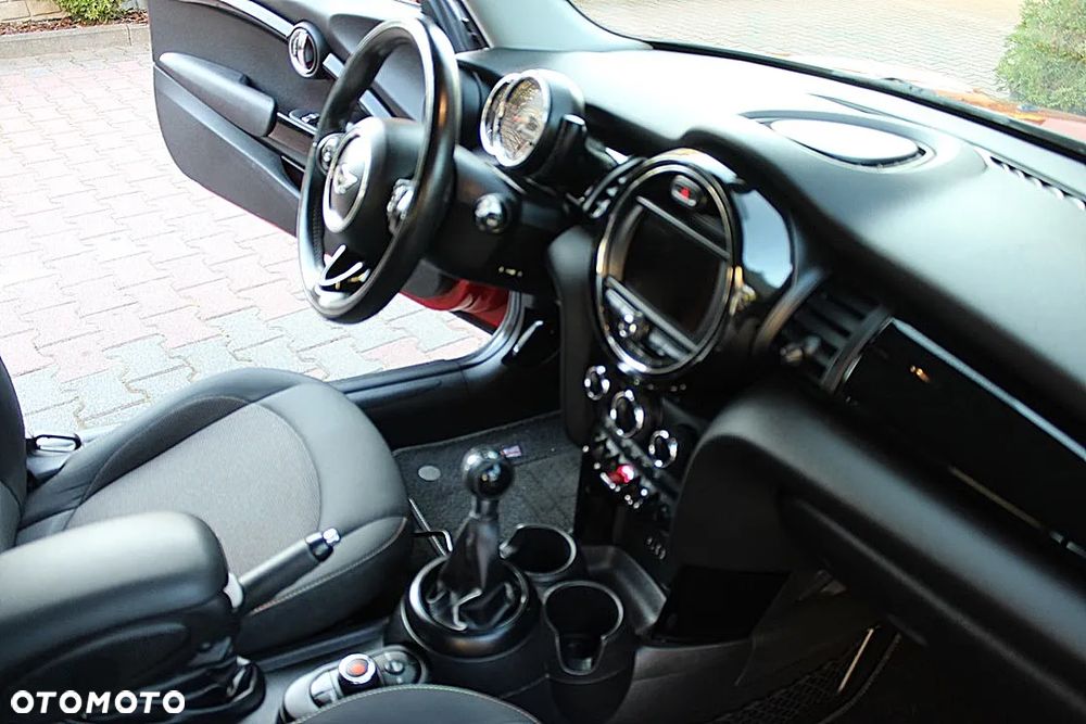 MINI ONE Standard - 17