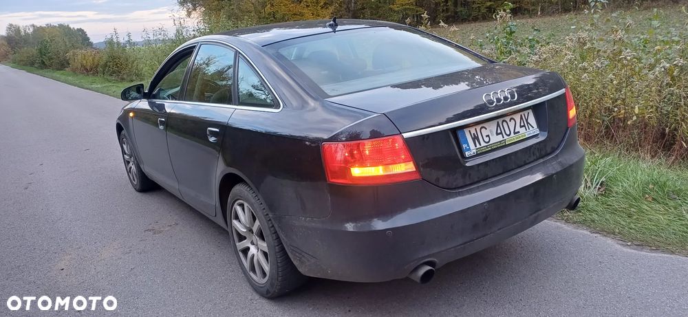 Audi A6 Avant 2.4 - 4