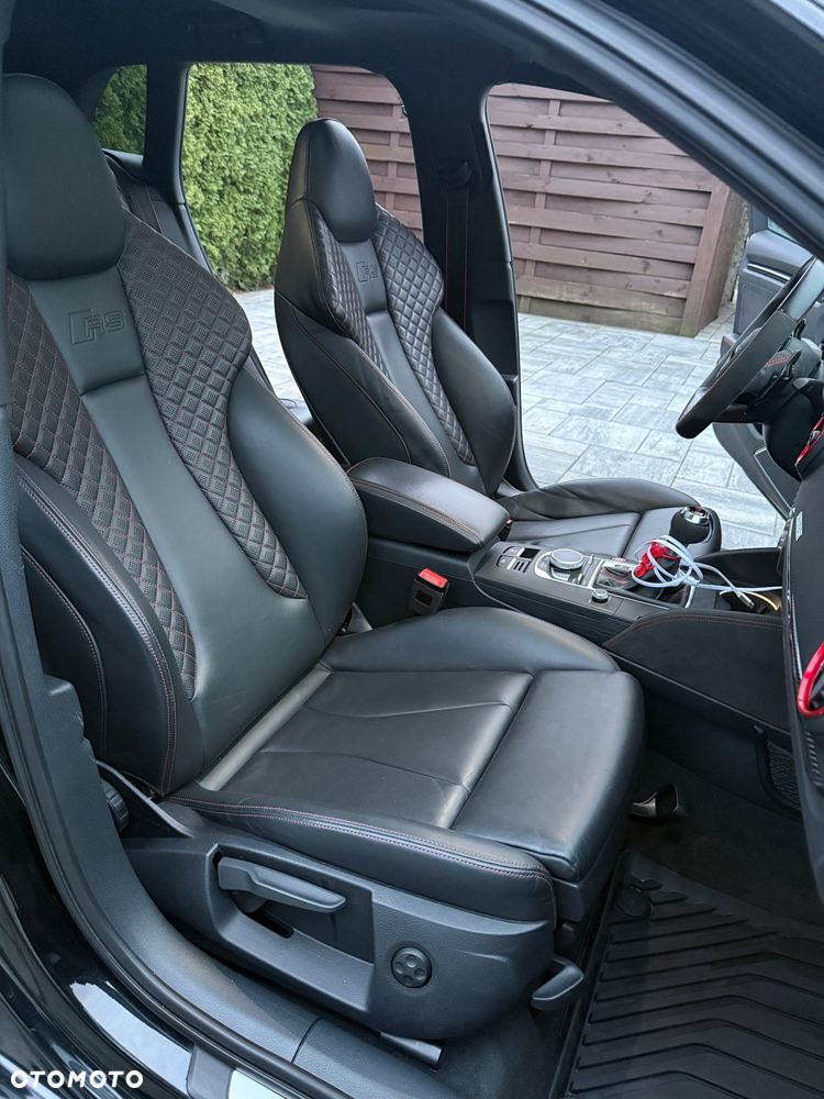 Audi RS3 Sportback S tronic - 14