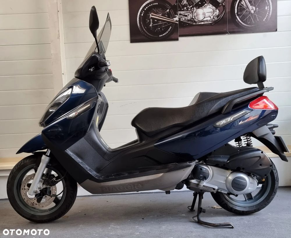 Piaggio X7 - 8
