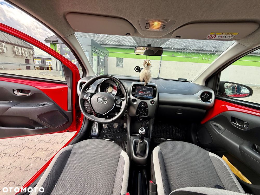 Toyota Aygo 1.0 VVT-i Color Edition - 10