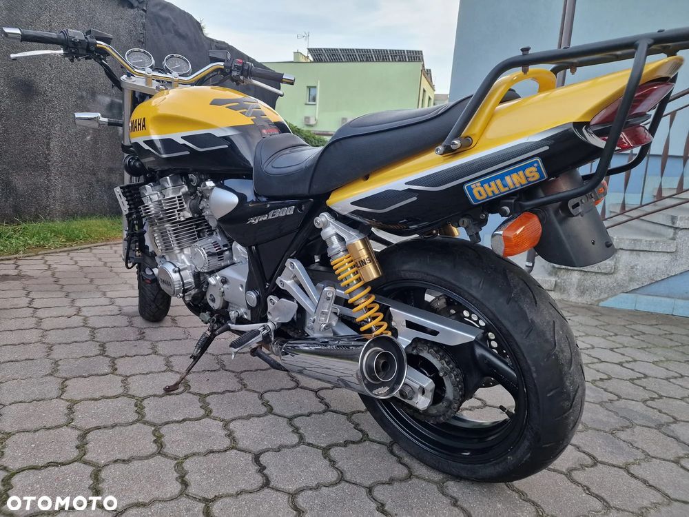 Yamaha XJR - 3