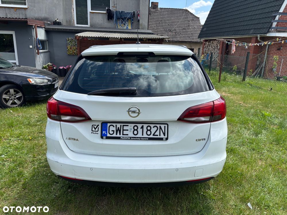 Opel Astra 1.6 CDTI Enjoy - 4