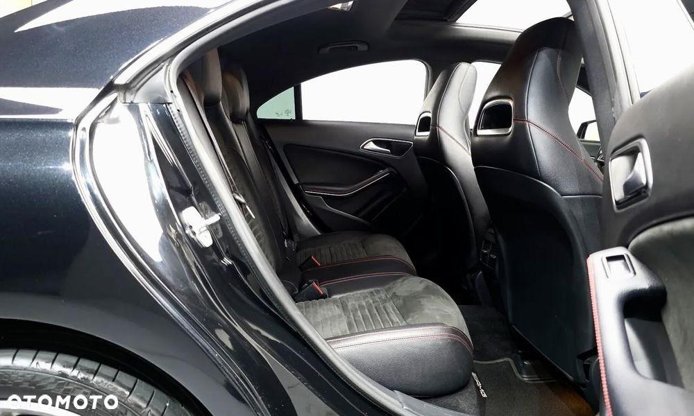 Mercedes-Benz CLA - 17