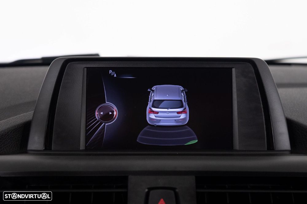 BMW 116 d Line Sport - 22