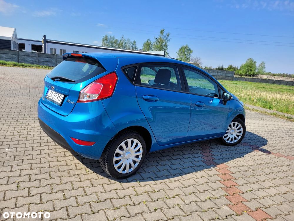 Ford Fiesta - 12