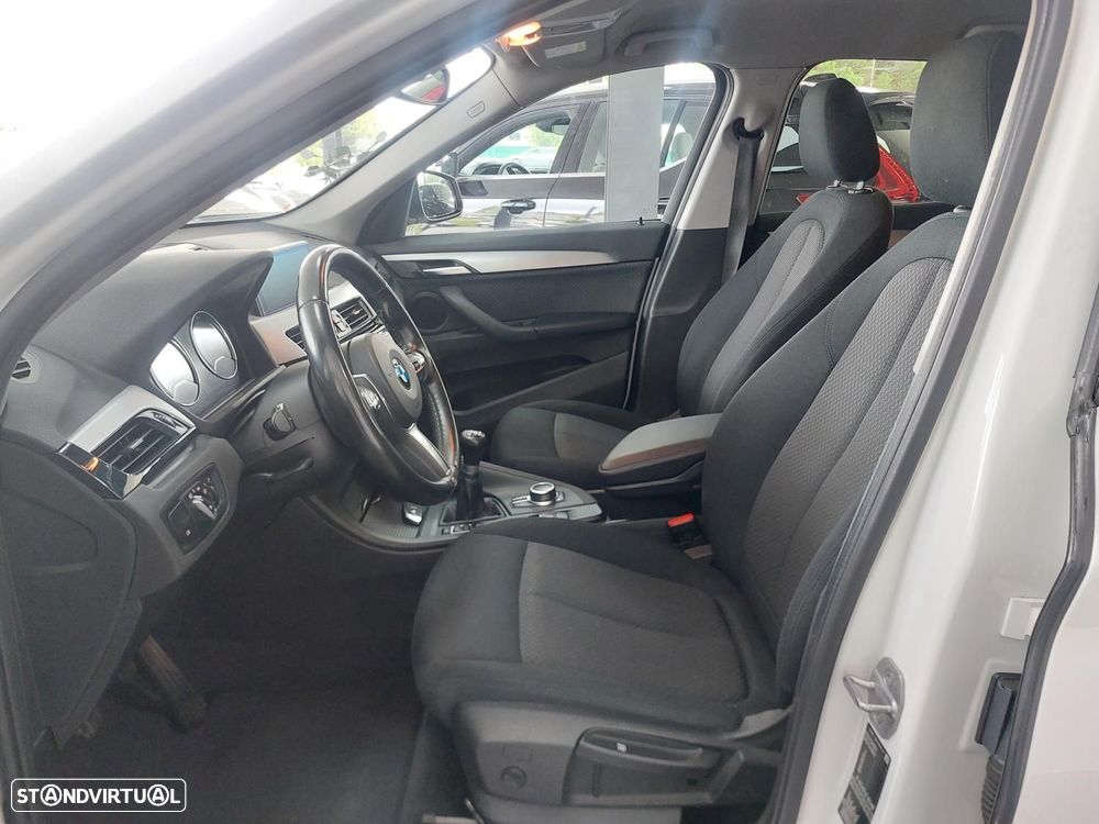 BMW X1 18 i sDrive Advantage - 13