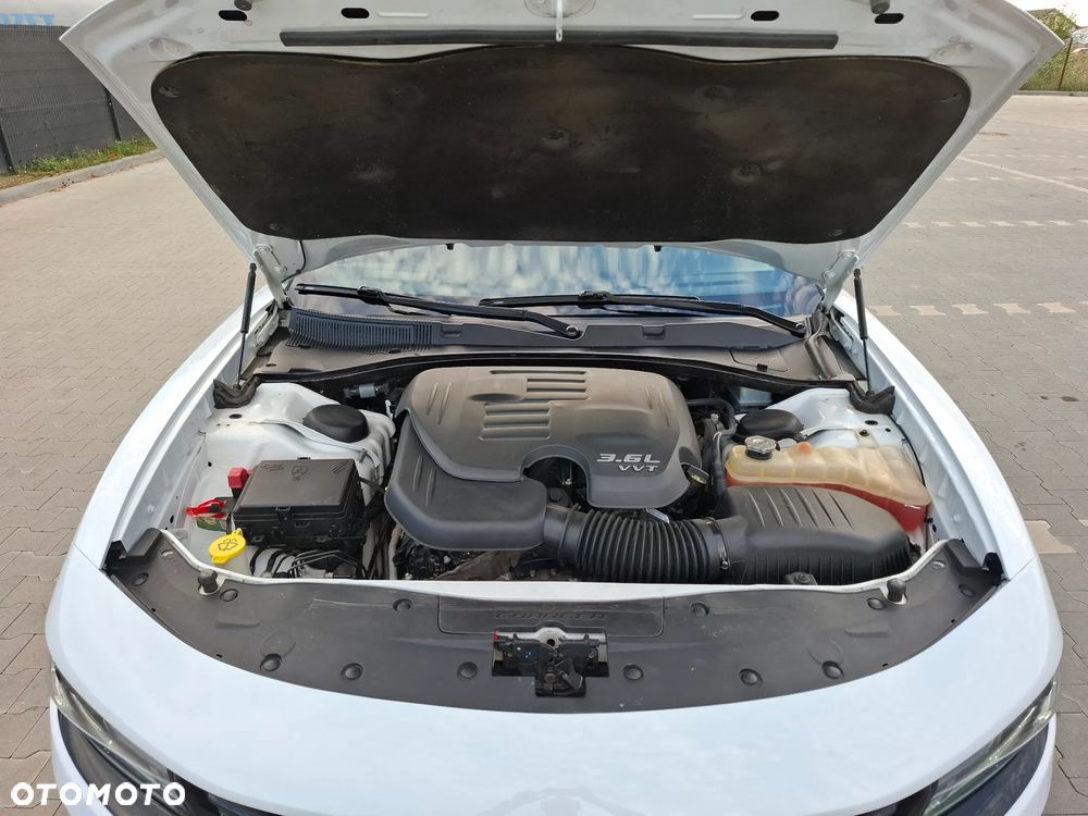 Dodge Charger 3.6 GT - 11