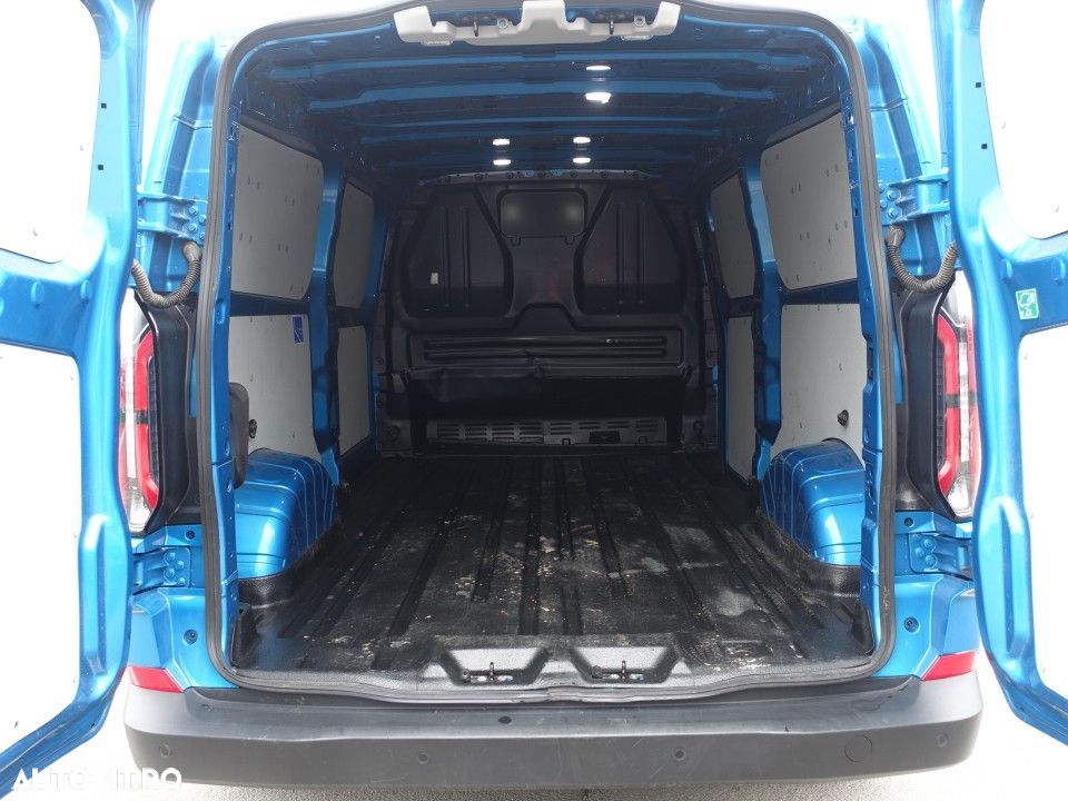 Ford Transit Custom - 13