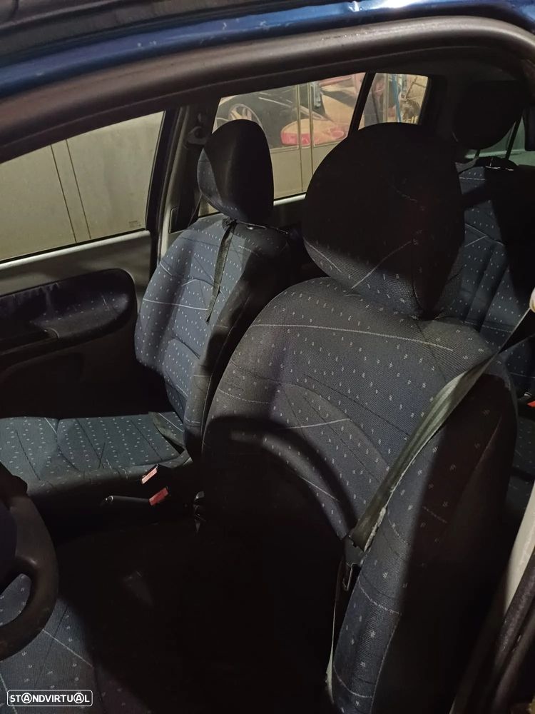 Renault Clio 1.2 - 10