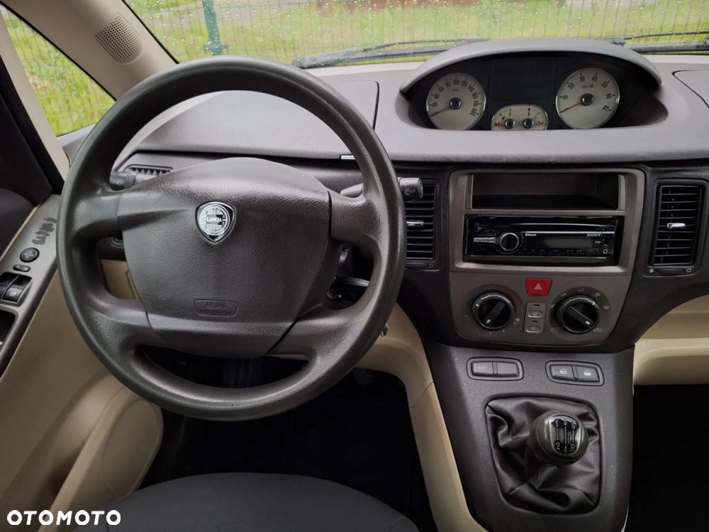 Lancia Musa 1.9 MTJ Oro - 2