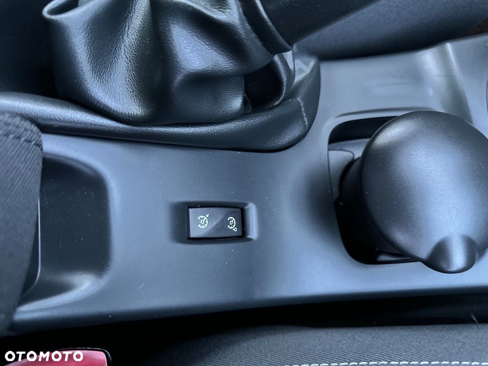 Renault Megane TCe 130 Dynamique - 8