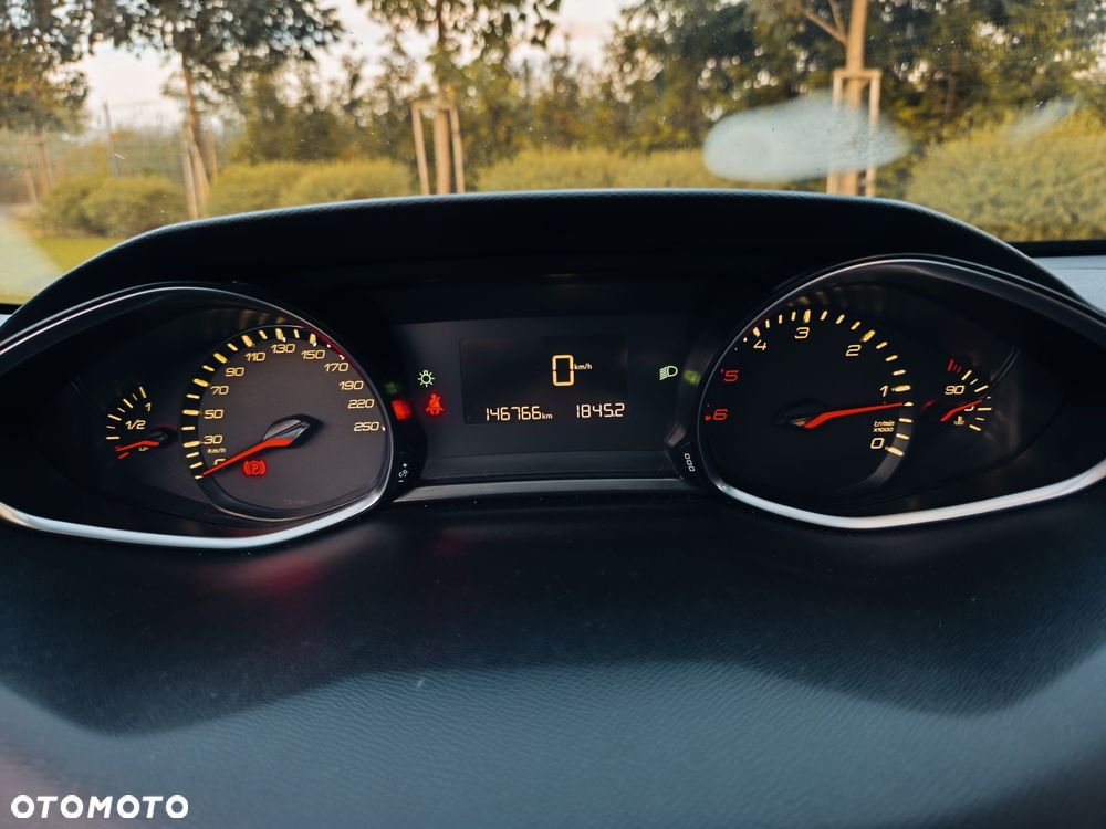 Peugeot 308 1.6 e-HDi Active S&S - 35