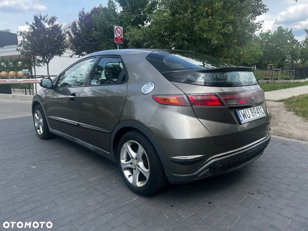 Honda Civic - 4