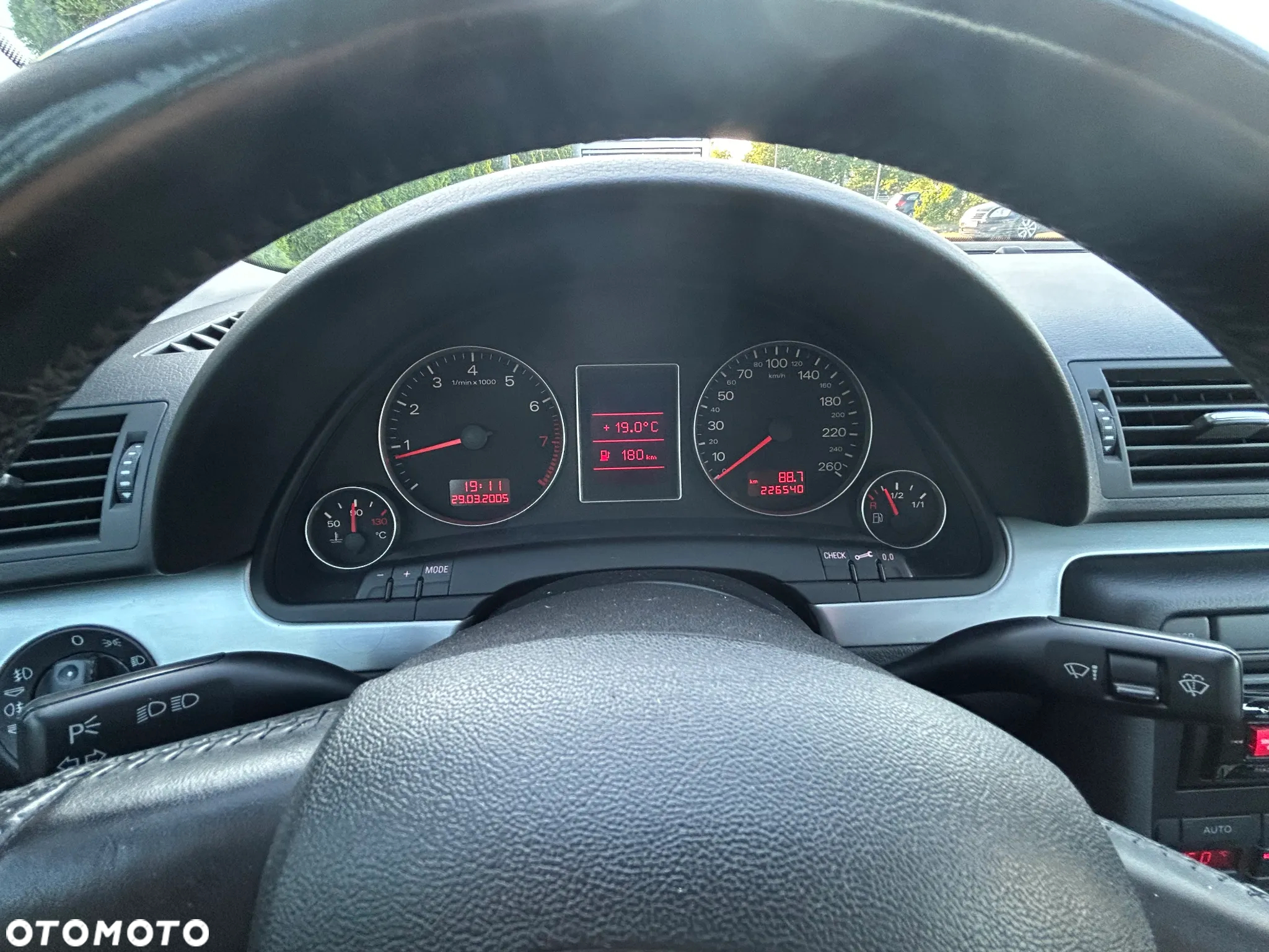 Audi A4 1.8 T - 7
