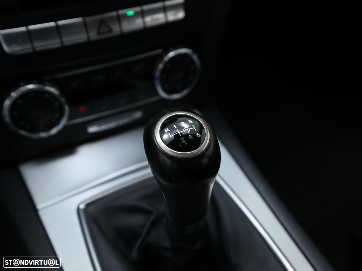 Mercedes-Benz C 180 CDi Avantgarde BlueEfficiency - 19