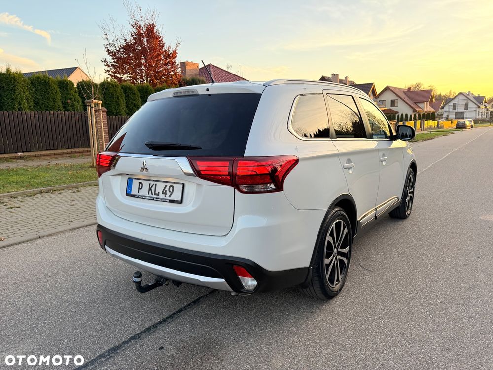 Mitsubishi Outlander - 28
