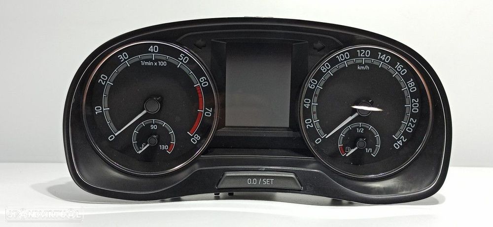 QUADRANTE SKODA FABIA ACTIVE - 1