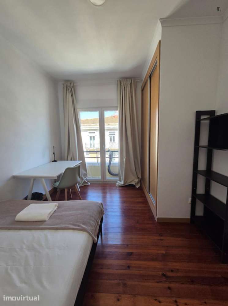 Quarto - localizado em Arroios Lisbon - Grande imagem: 3/21