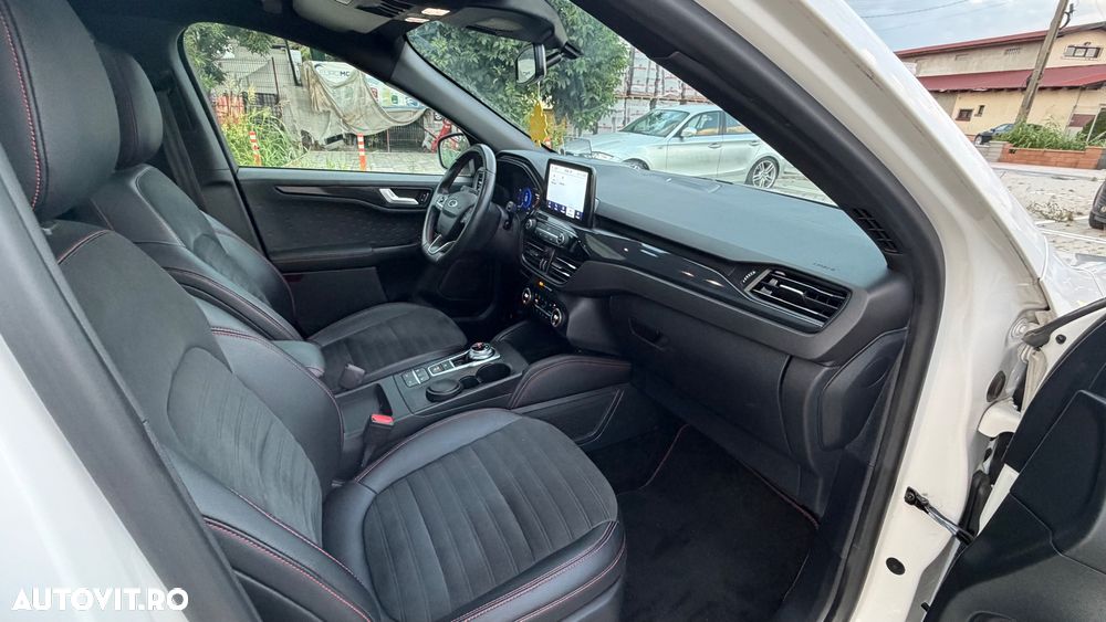Ford Kuga - 22