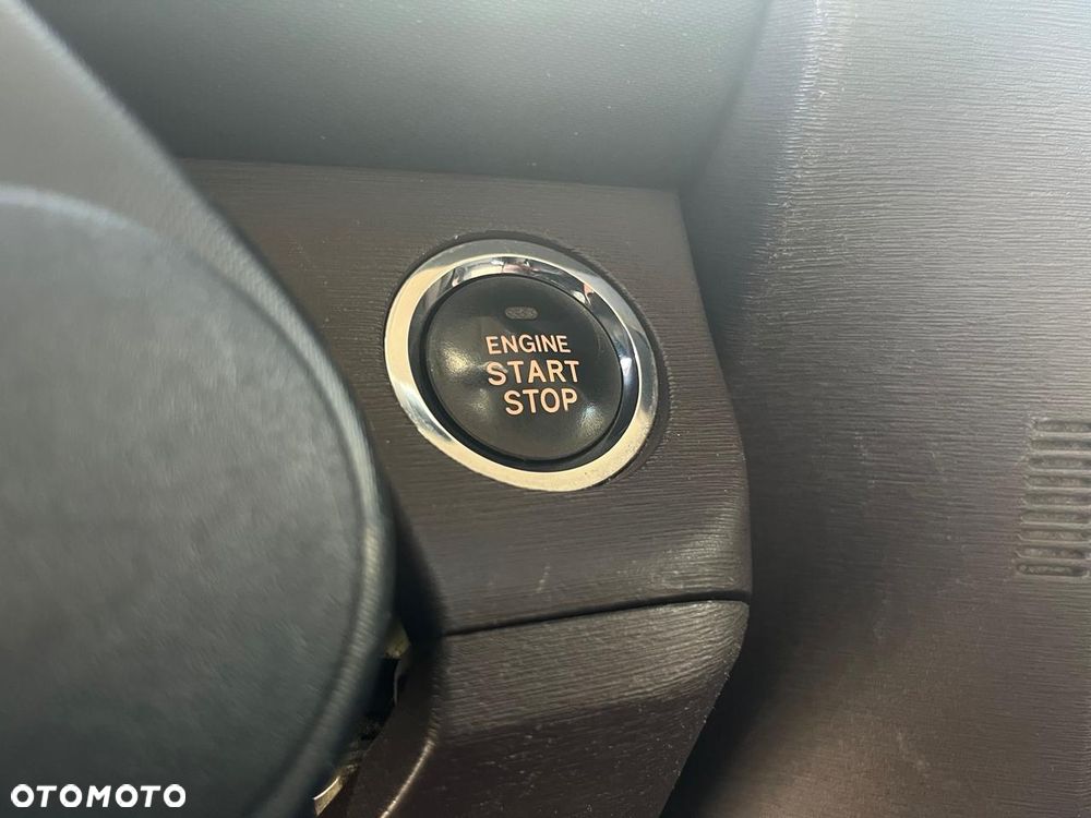 Toyota iQ 1.33 Plus - 19