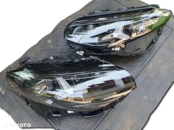 NOWE LAMPY CZYSTE MERCEDES CLA W174 NOWE REFLEKTORY MULTIBEAM LED LAMPY PRZEDNIE NOWA LAMPA LEWA PRAWA KOMPLET A1749064102 A1749064202 MULTIBEAM ORYGINAŁ CZYSTY STEROWNIK - 1