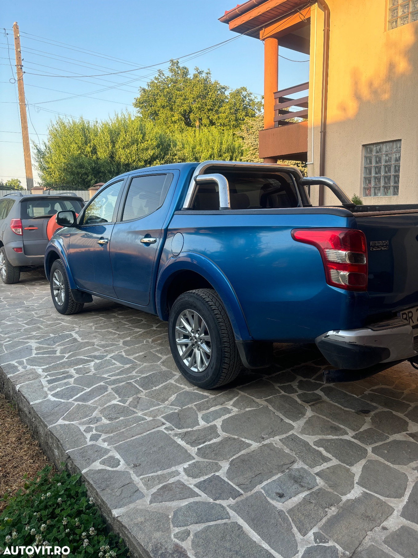 Mitsubishi L200 - 3