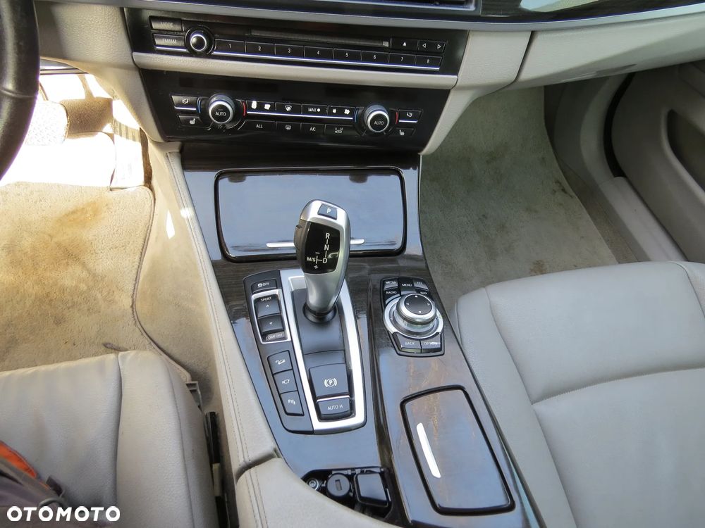 BMW 528i F10 X-DRIVE LAKIER A89 2.0 N20B20A NA CZĘŚCI - 19