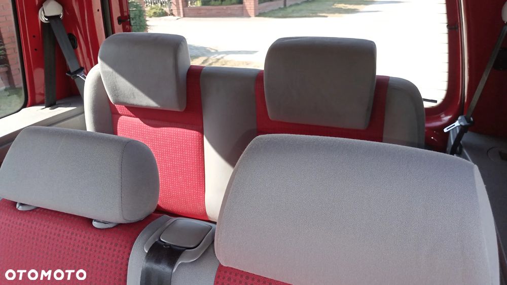 Volkswagen Caddy 1.6 Maxi Life (7-Si.) - 16