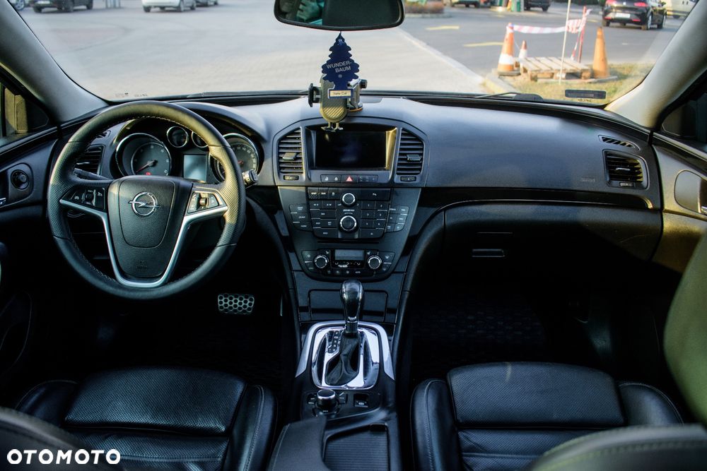 Opel Insignia - 11