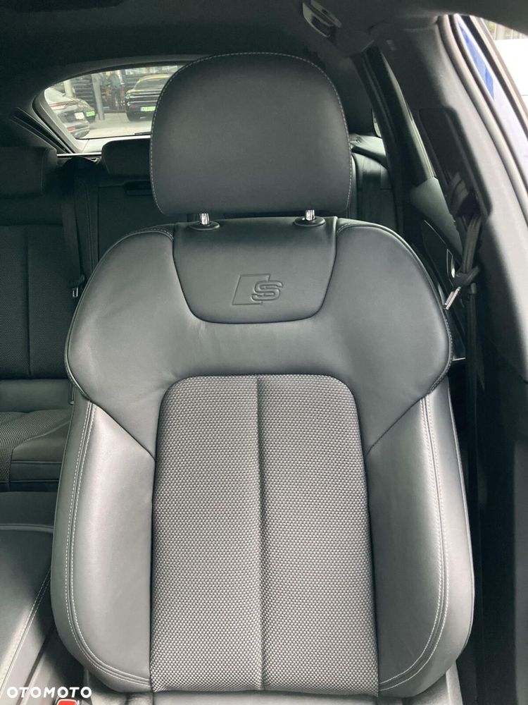 Audi A6 Avant - 16