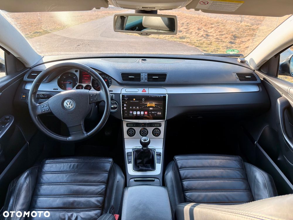Volkswagen Passat 2.0 TDI DPF Highline - 6