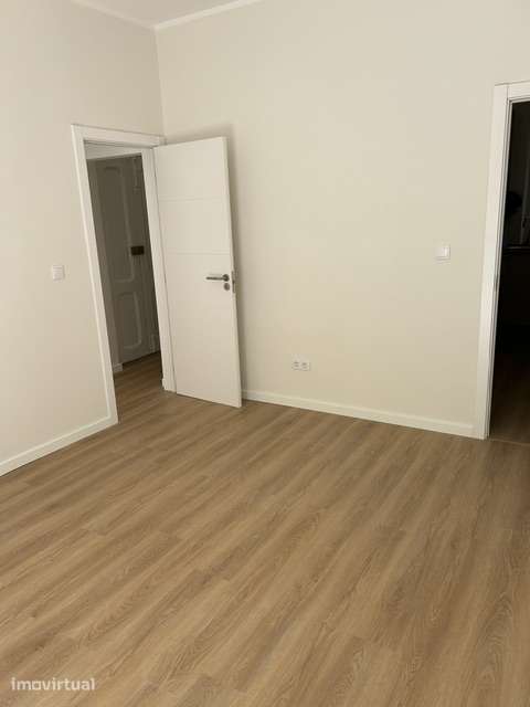 Apartamento remodelado e com muita luz. - Grande imagem: 3/13