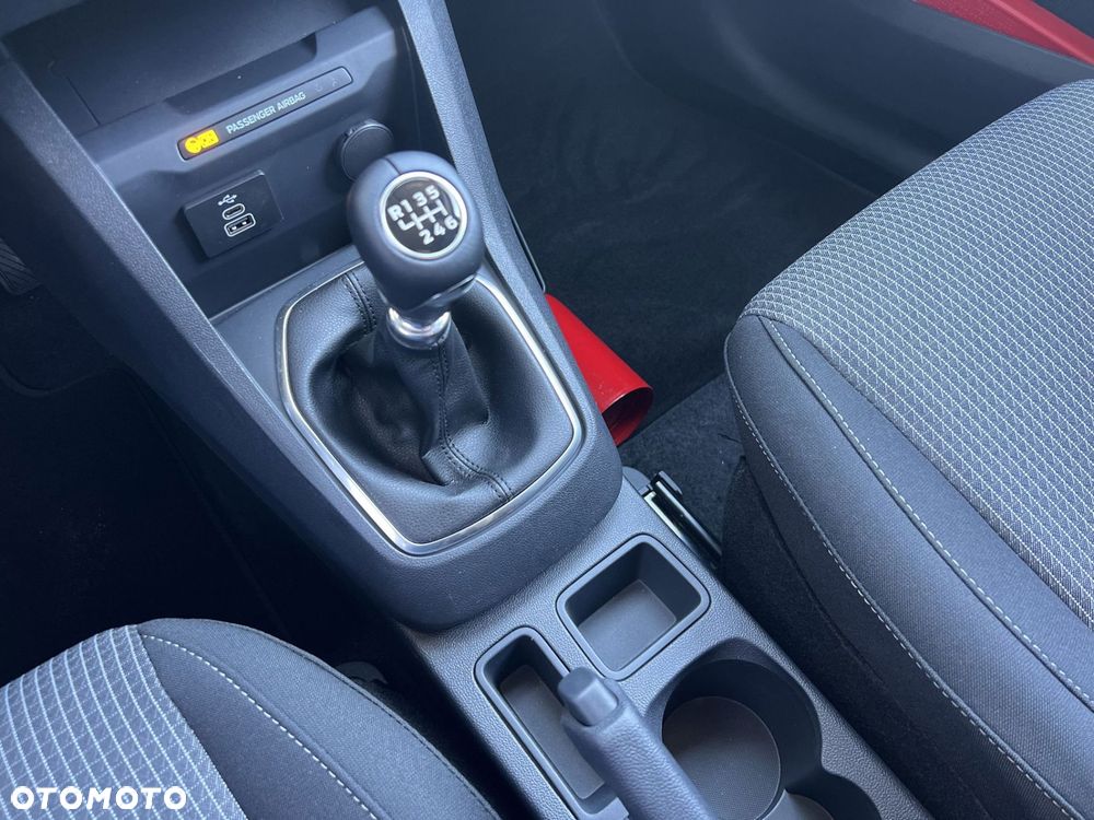 Ford Transit Courier - 15