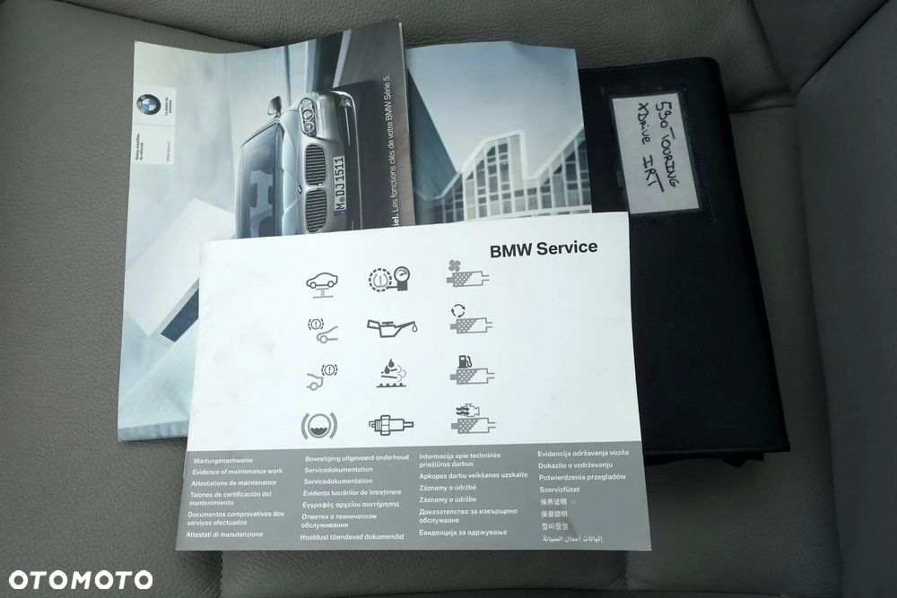 BMW Seria 5 530d xDrive Sport-Aut Modern Line - 36