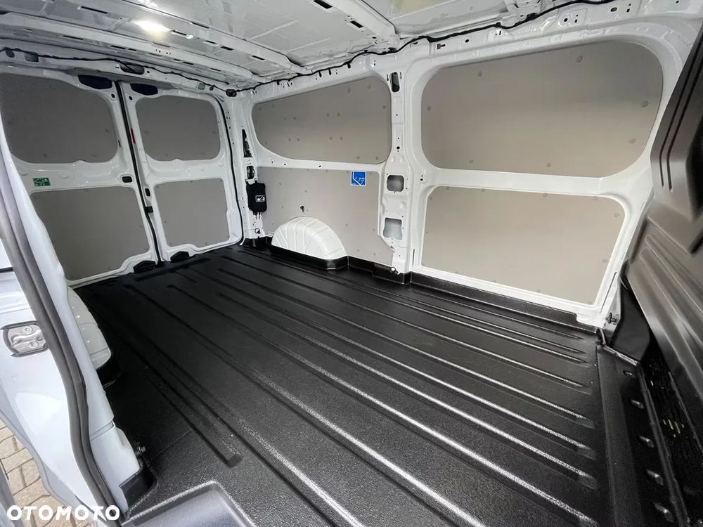 Ford TRANSIT CUSTOM 2.0 EcoBlue 150KM M6 FWD VAN TREND 320 L2 - 6