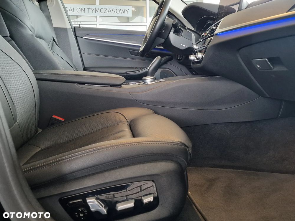 BMW Seria 5 520d xDrive Luxury Line - 6